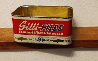 Jalostaja SILLI-FILEE Tomaattikastikkeessa peltipurkki 22x15