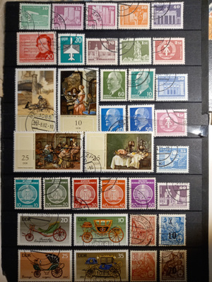 DDR ITÄ-SAKSA vanhempia merkkejä - 35 kpl o