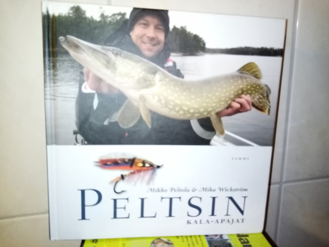 Peltola :  Peltsin kala-apajat