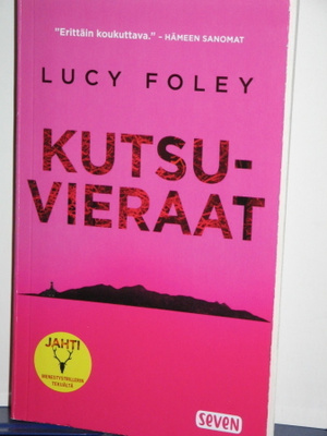 Lucy Foley : KUTSUVIERAAT