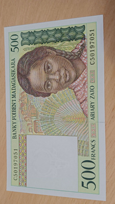 Afrikka 8 kpl sekalaisia unc