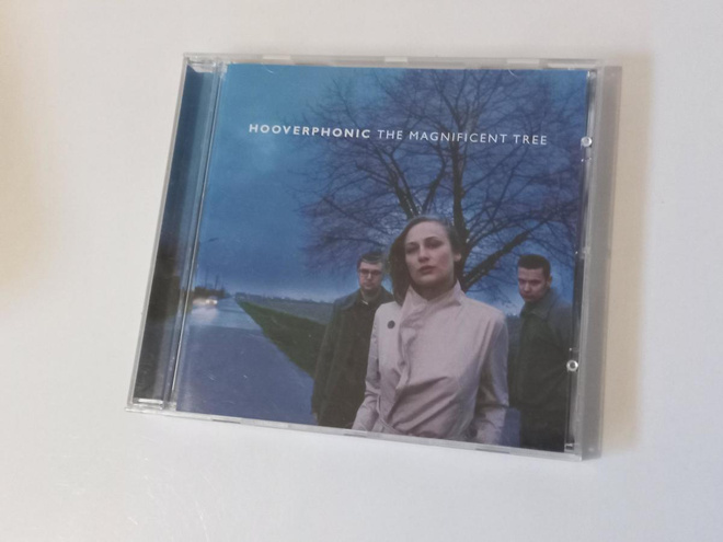 HOOVERPHONIC: THE MAGNIFICENT TREE