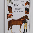 Colin Vogel : Hästen skötsel och vård - pikkukuva 1