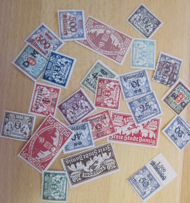 VANHOJA Merkkejä Saksa Danzig 1920-l