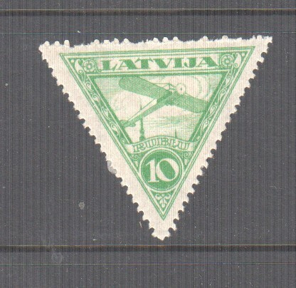 Latvia 1921 lentoposti 1 liimakkeellisena.