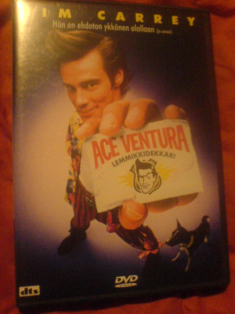 Ace Ventura - Lemmikkidekkari , DVD