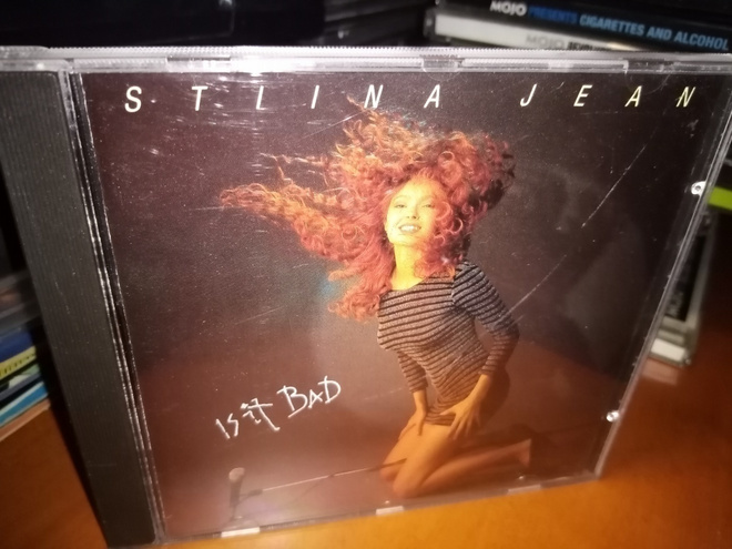 CD STIINA JEAN : IS IT BAD ( SIS POSTIKULU  (