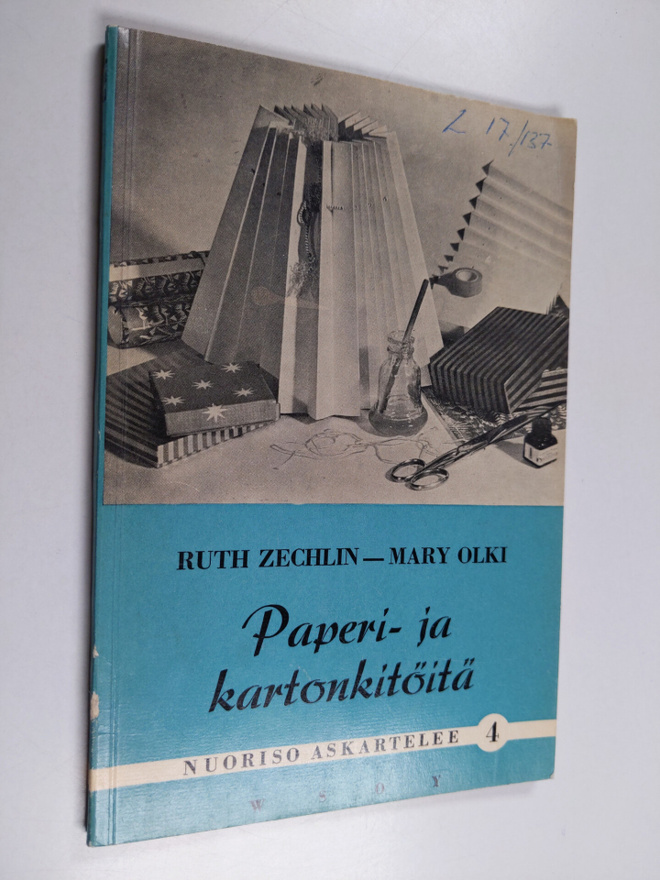 Mary Olki ym. : Paperi- ja kartonkitöitä