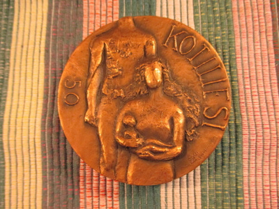 Kotiliesi 50 mitali ./  Eila Hiltunen 1972.