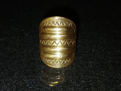 Kalevala Koru, Perniön sormus