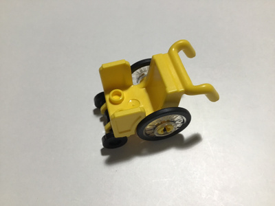 Lego pyörätuoli