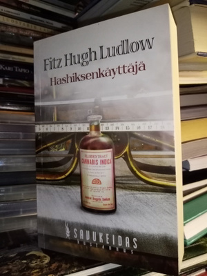 Ludlow :  Hashiksenkäyttäjä ( SIS POSTIKULU)