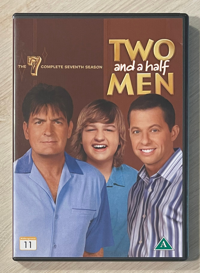 Miehen puolikkaat: Kausi 7 (3DVD) Charlie Sheen & Jon Cryer