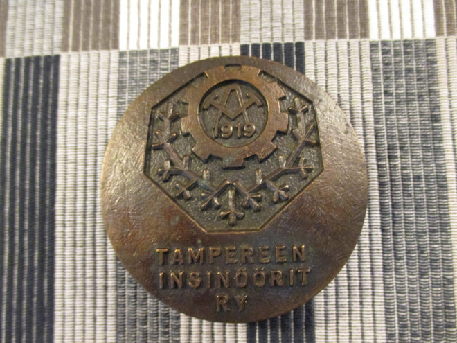 Tampereen Insinöörit Ry mitali 1989/ M.Juvonen .