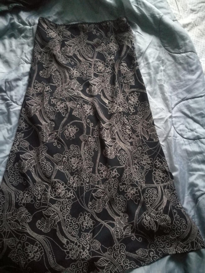 InWear musta/ valkea-pitkä kuvio hame ( L  ) vuorellinen