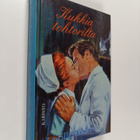 Lucilla Andrews : Kukkia tohtorilta - pikkukuva 1