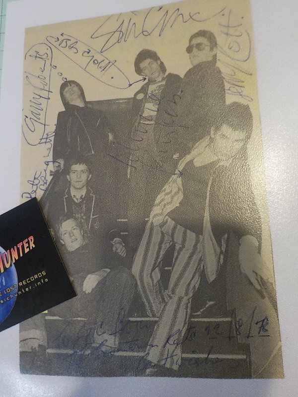 BOOMTOWN  RATS PRESS NIMIKIRJOITUKSET LEHTIKUVASSA