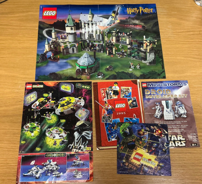 Lego vanhoja esitteitä 5