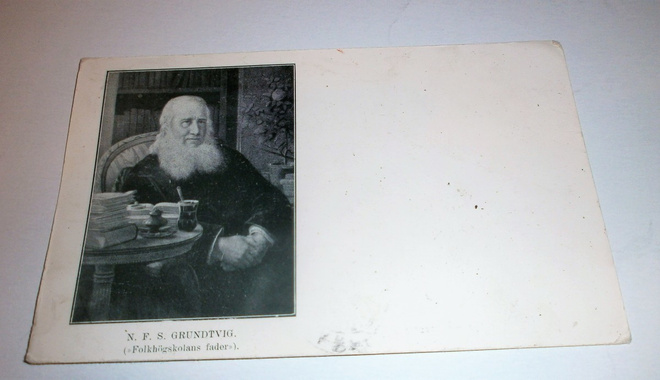 N. F. S. Grundtvig - 'kansanopistojen isä', p. 1913
