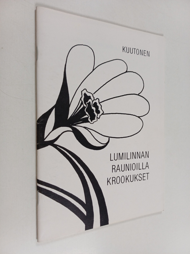 Kuutonen : Lumilinnan raunioilla krookukset