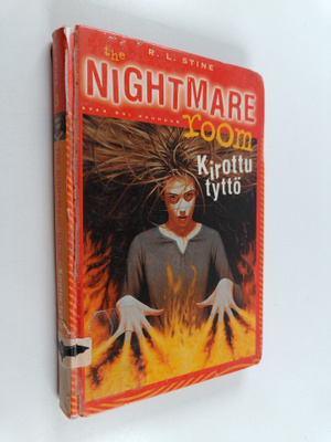 R. L. Stine : Kirottu tyttö