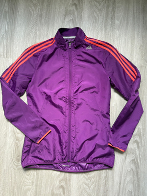 ADIDAS NAISTEN LIILA JUOKSUTAKKI koko S