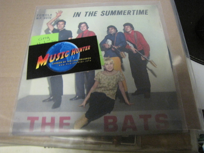 BATS - IN THE SUMMERTIME M-/M- 7'' SINGLE
