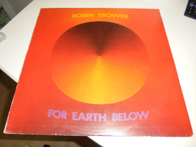 Robin Trower - For Earth Below
