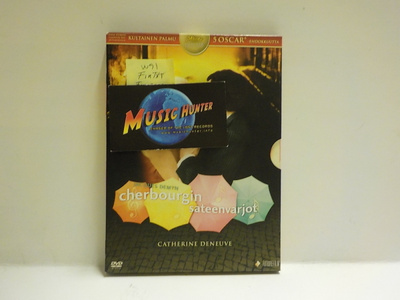 CHERBOURGIN SATEENVARJOT DVD (W)