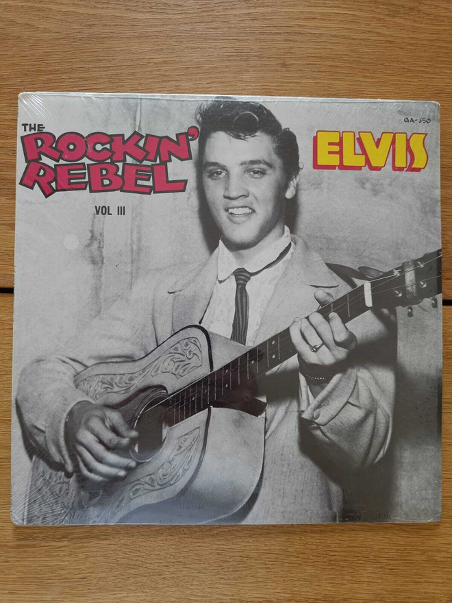 AUCTION - ELVIS THE ROCKIN' REBEL VOL 3