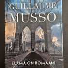 Guillaume Musso: Elämä On Romaani1.p - pikkukuva 1