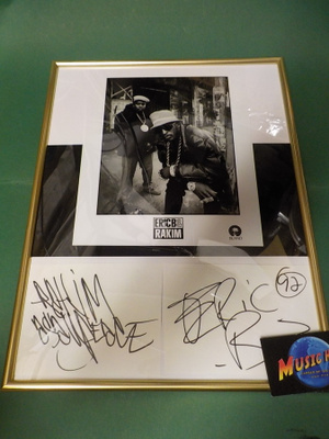 ERIK B. & RAKIM - TAULU NIMMAREILLA