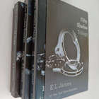 E. L. James : Fifty Shades trilogy : Fifty Shades of Grey... - pikkukuva 1