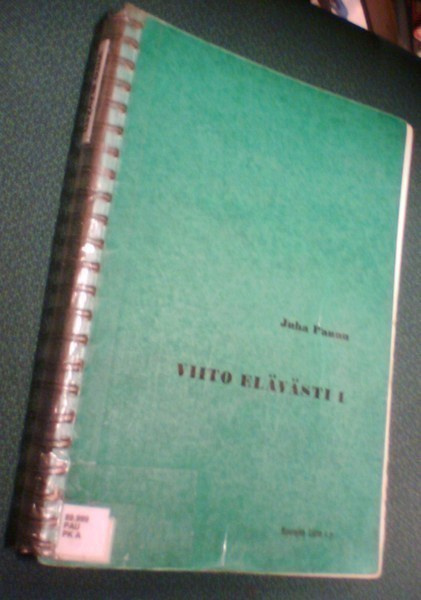 Juha Paunu: VIITO ELÄVÄSTI 1 (Sis.p o s t i k u l u t )