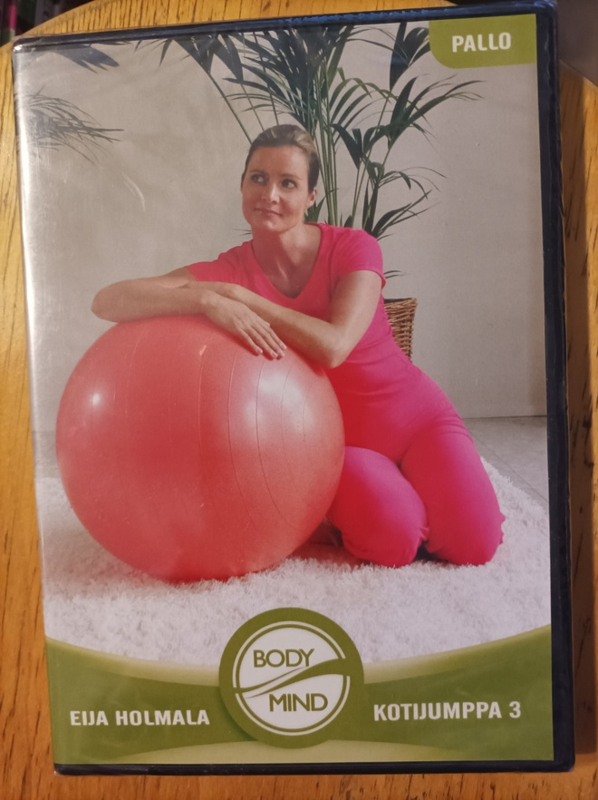 Eija Holmala Body Mind kotijumppa  Pallo