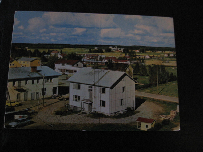 Toholampi, kulkematon väri.