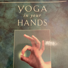 HIRSCHI: MUDRAS - YOGA in your HANDS - pikkukuva 1