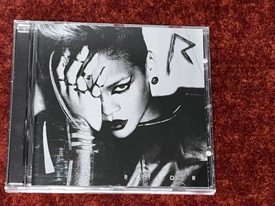 RIHANNA - RATED R - CD