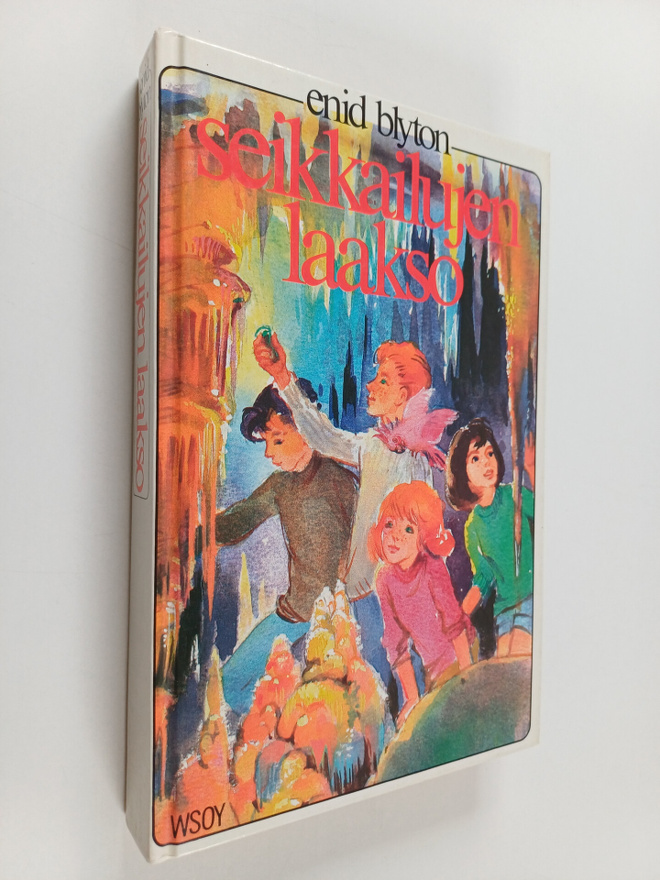 Enid Blyton : Seikkailujen laakso