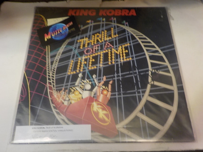 KING COBRA - THRILL OF A LIFETIME VG+/EX- LP + NIMMARI!!!!
