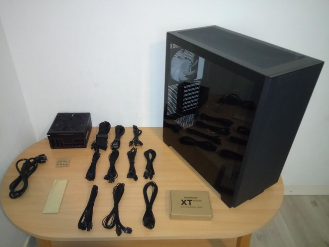 Phanteks XT Pro Ultra - kotelo + Corsair RM850x virtalähde