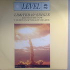 LEVEL 42 :: LEAVING ME NOW :: VINYYLI 10" LIMITED UK -1985 - pikkukuva 1