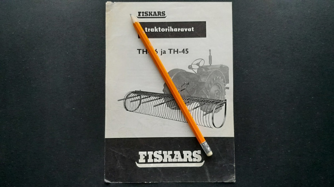 Fiskars traktoriharavat TH-36 ja TH-45 esite 50/60-luku