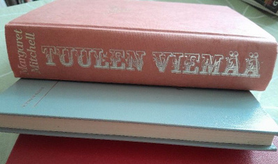TUULEN VIEMÄÄ (Margaret Mitchell)
