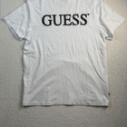 GUESS miesten T-paita, valkoinen, musta logo, koko L – uusi - pikkukuva 1