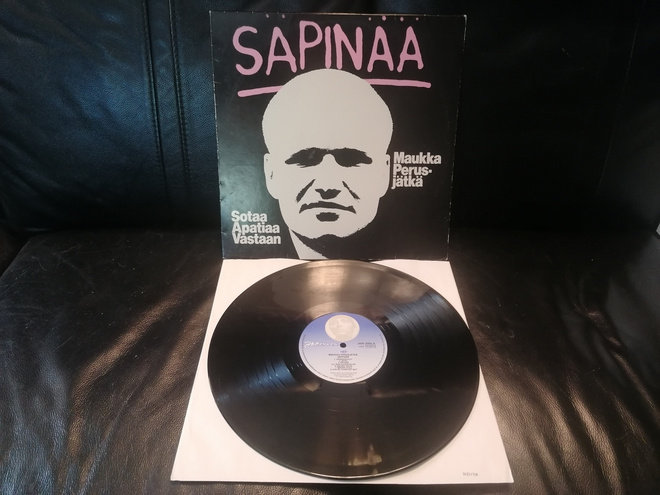 Maukka Perusjätkä - Säpinää (1980)
