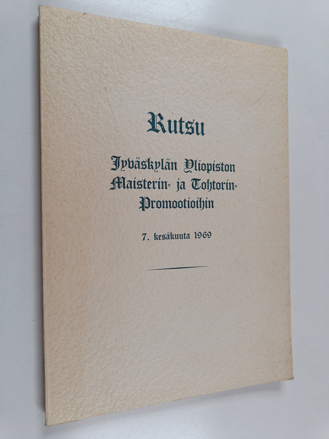 Kutsu Jyväskylän Yliopiston maisterin- ja tohtorinpromoot...
