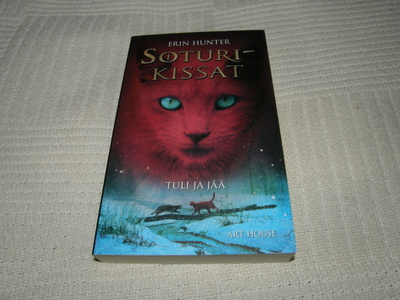 Erin Hunter Soturikissat Tuli ja jää  -pok