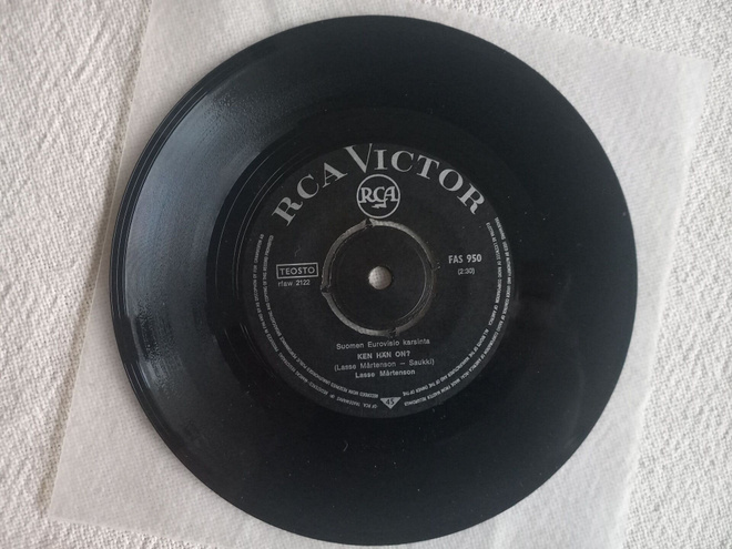 Single Lasse Mårtenson KEN HÄN ON / ENI