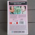 VHS: Vaaleanpunainen Pantteri Iskee Jälleen (Peter Sellers) - pikkukuva 2